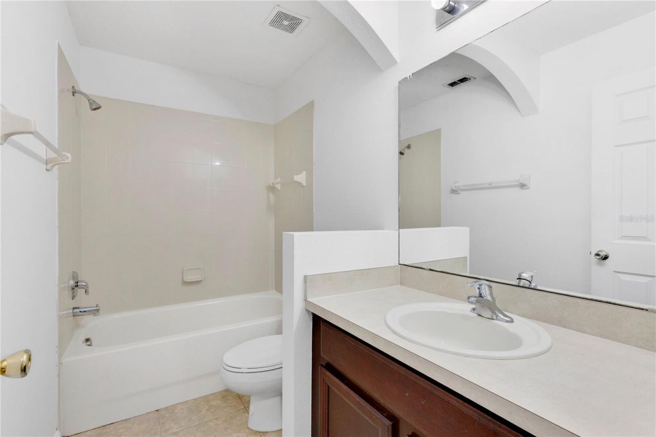 16077 Old Ash Loop, Unit 19, Orlando, FL 32828 Photo