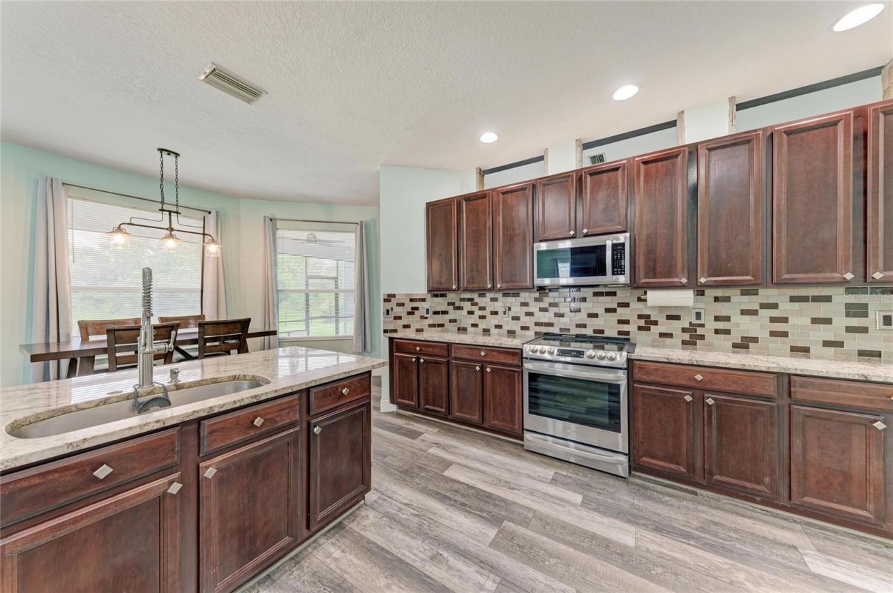 1656 Pinyon Pine Dr, Sarasota, FL 34240 Photo