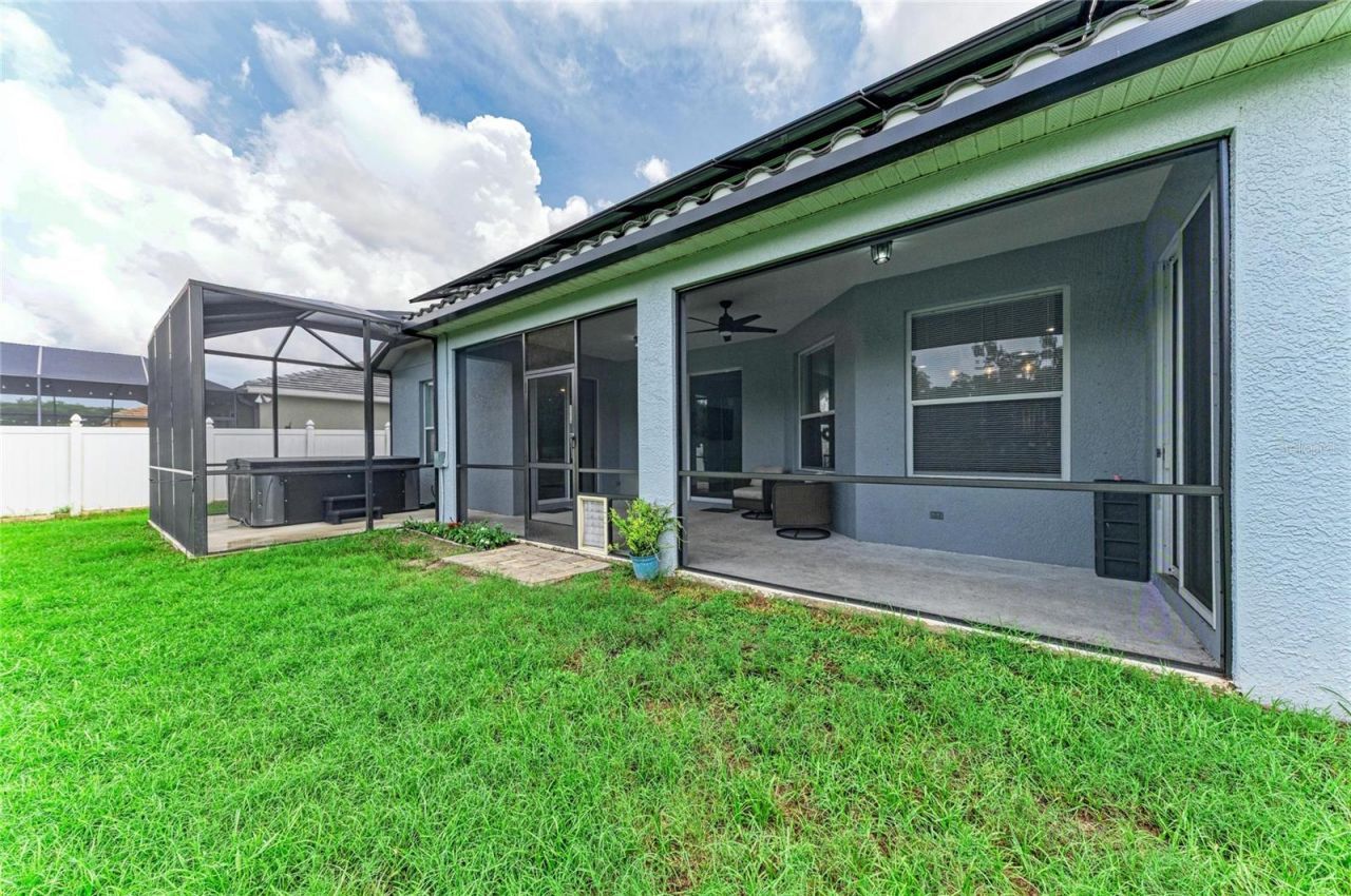 1656 Pinyon Pine Dr, Sarasota, FL 34240 Photo