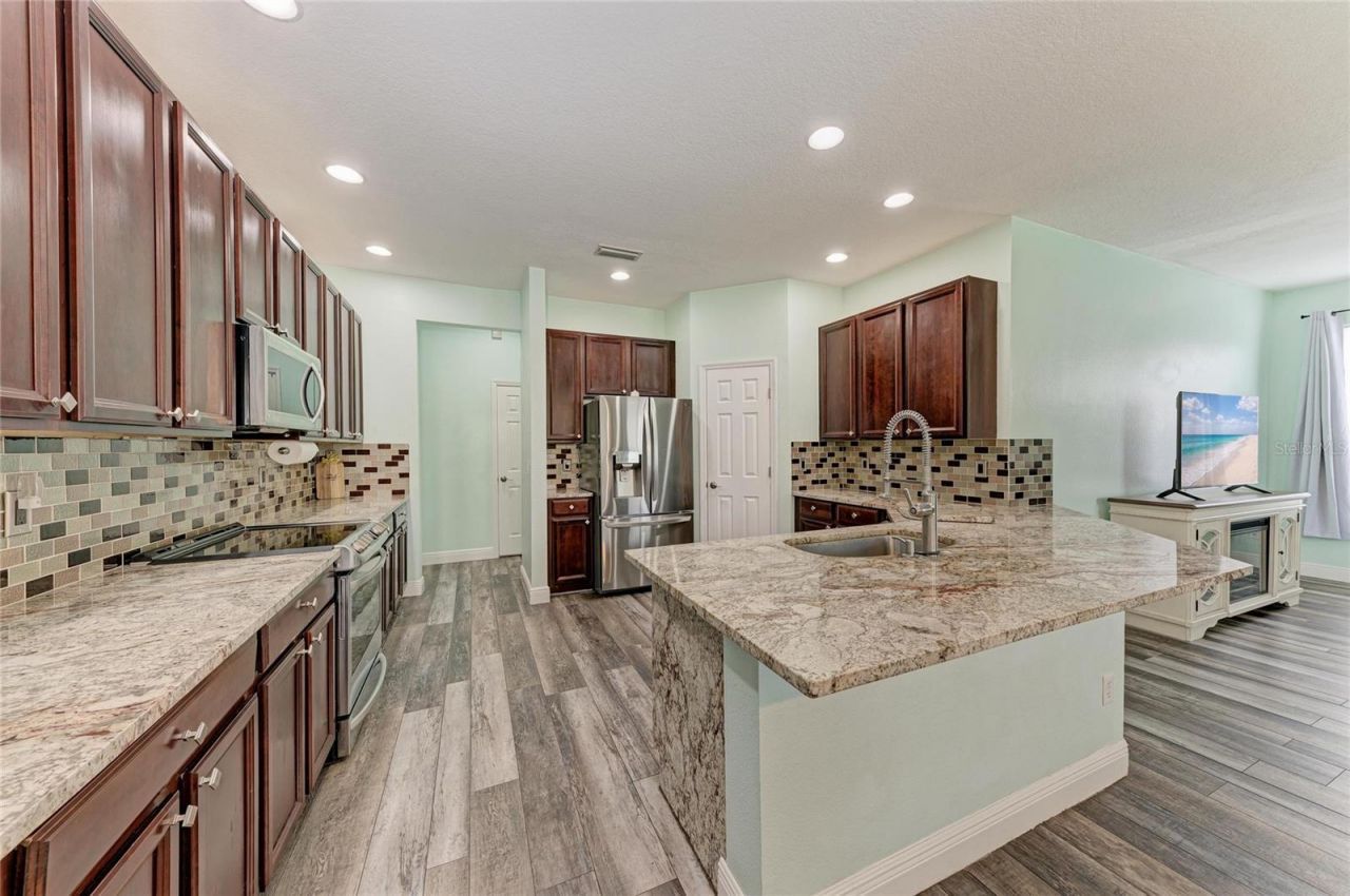 1656 Pinyon Pine Dr, Sarasota, FL 34240 Photo