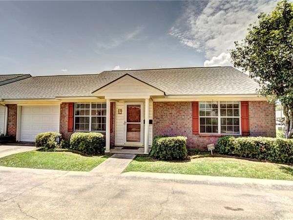 118 STARLIGHT Drive, Natchitoches, LA 71457