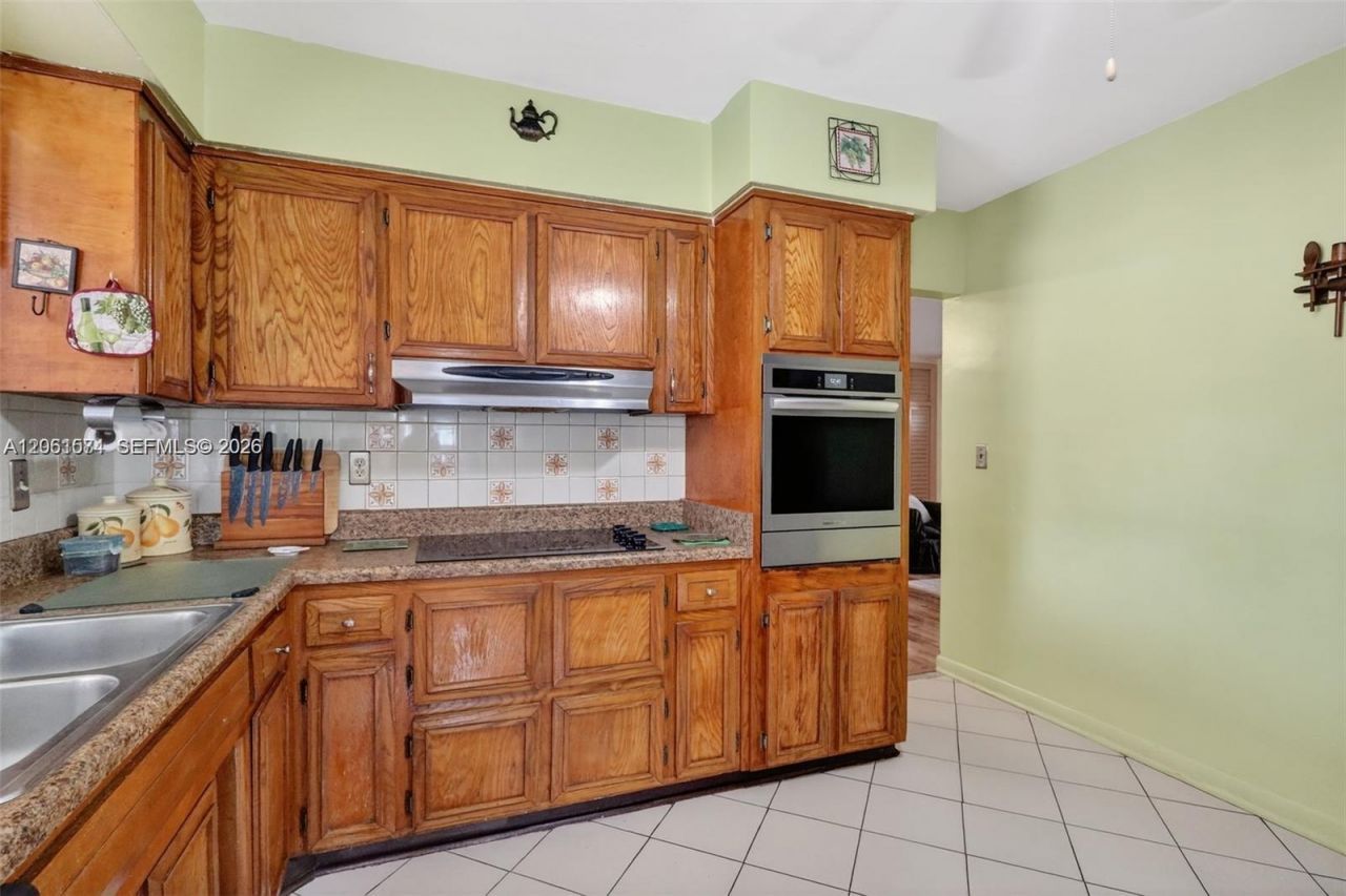 6861 SW 1st Ct , Pembroke Pines, FL 33023 Photo