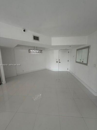 19707 Turnberry Way , Unit 24B, Aventura, FL 33180 Photo