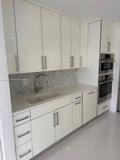 19707 Turnberry Way , Unit 24B, Aventura, FL 33180 Photo