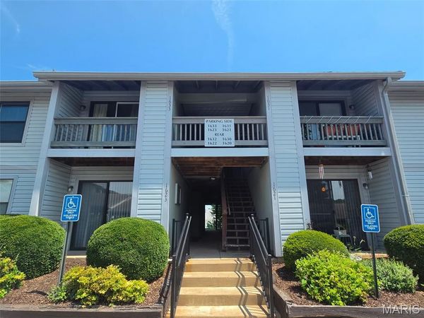 1633 Summergate Parkway , Unit P, St Charles, MO 63303
