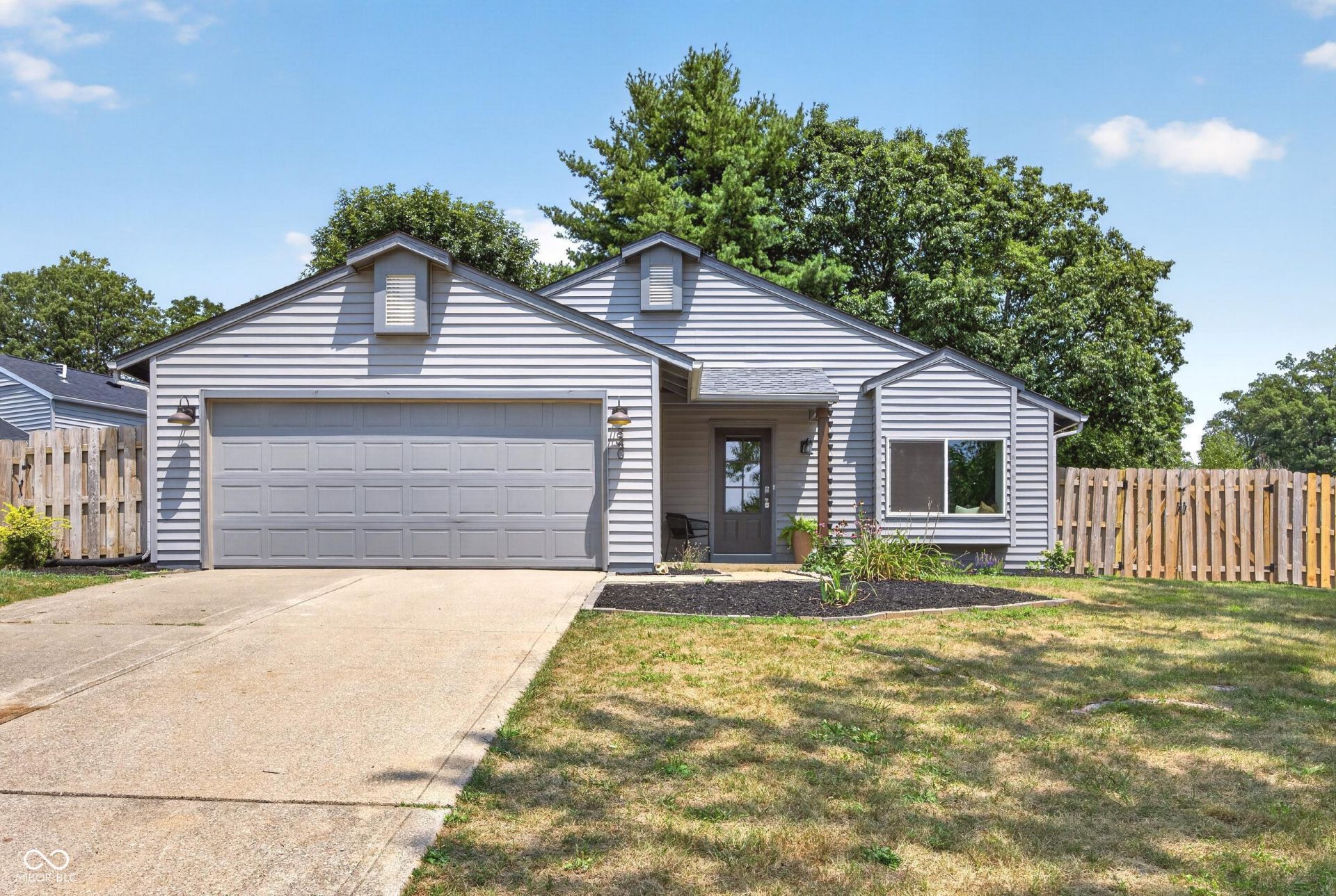 340 E Brittany Way, Ellettsville, IN 47429 Main Photo