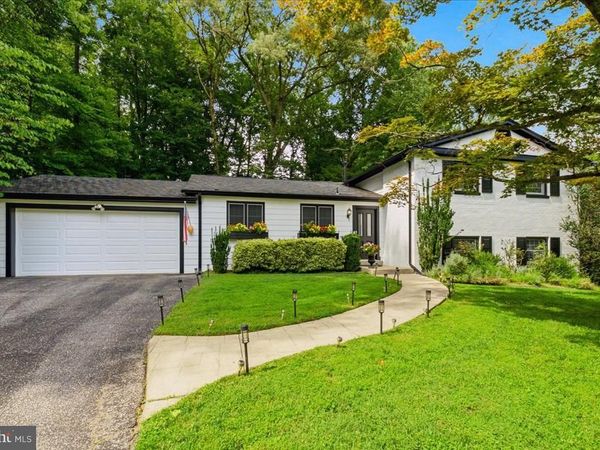 8906 TRANSUE DRIVE, BETHESDA, MD 20817