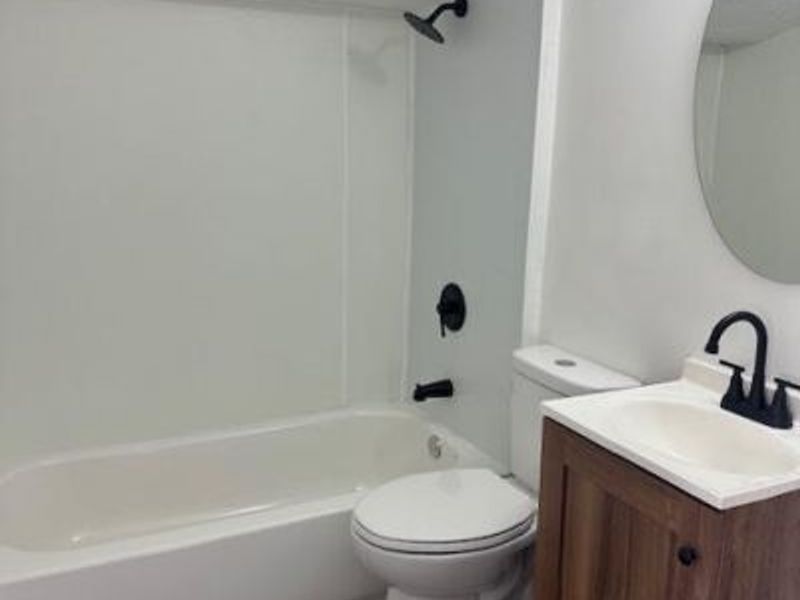 13318 Durkee Avenue, Cleveland, OH 44105 Photo 13