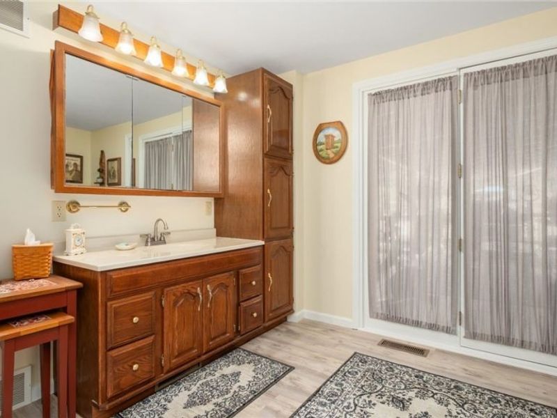 2015 Russell Drive, Zanesville, OH 43701 Photo 6