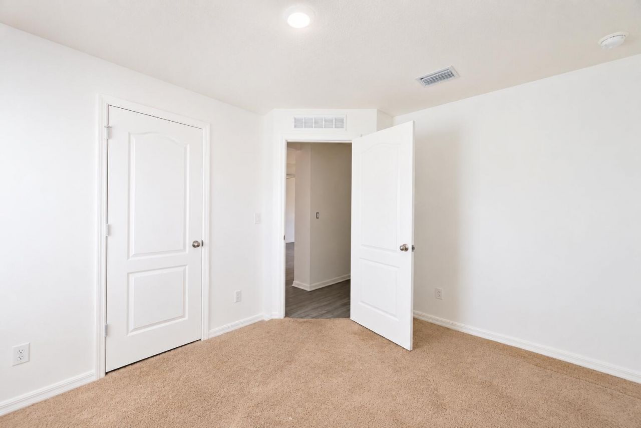 5318 Imagination Drive, Fort Pierce, FL 34947 Photo