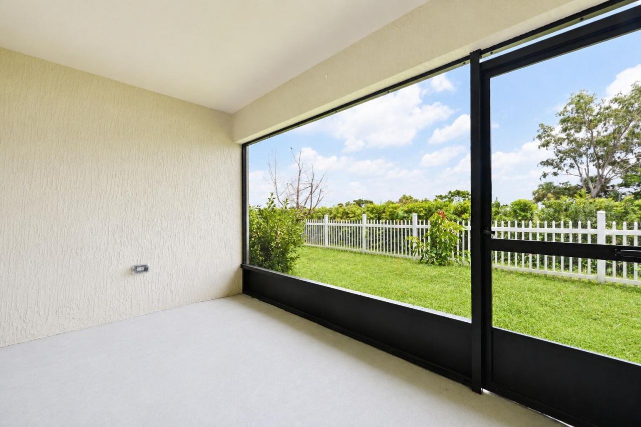 5318 Imagination Drive, Fort Pierce, FL 34947 Photo