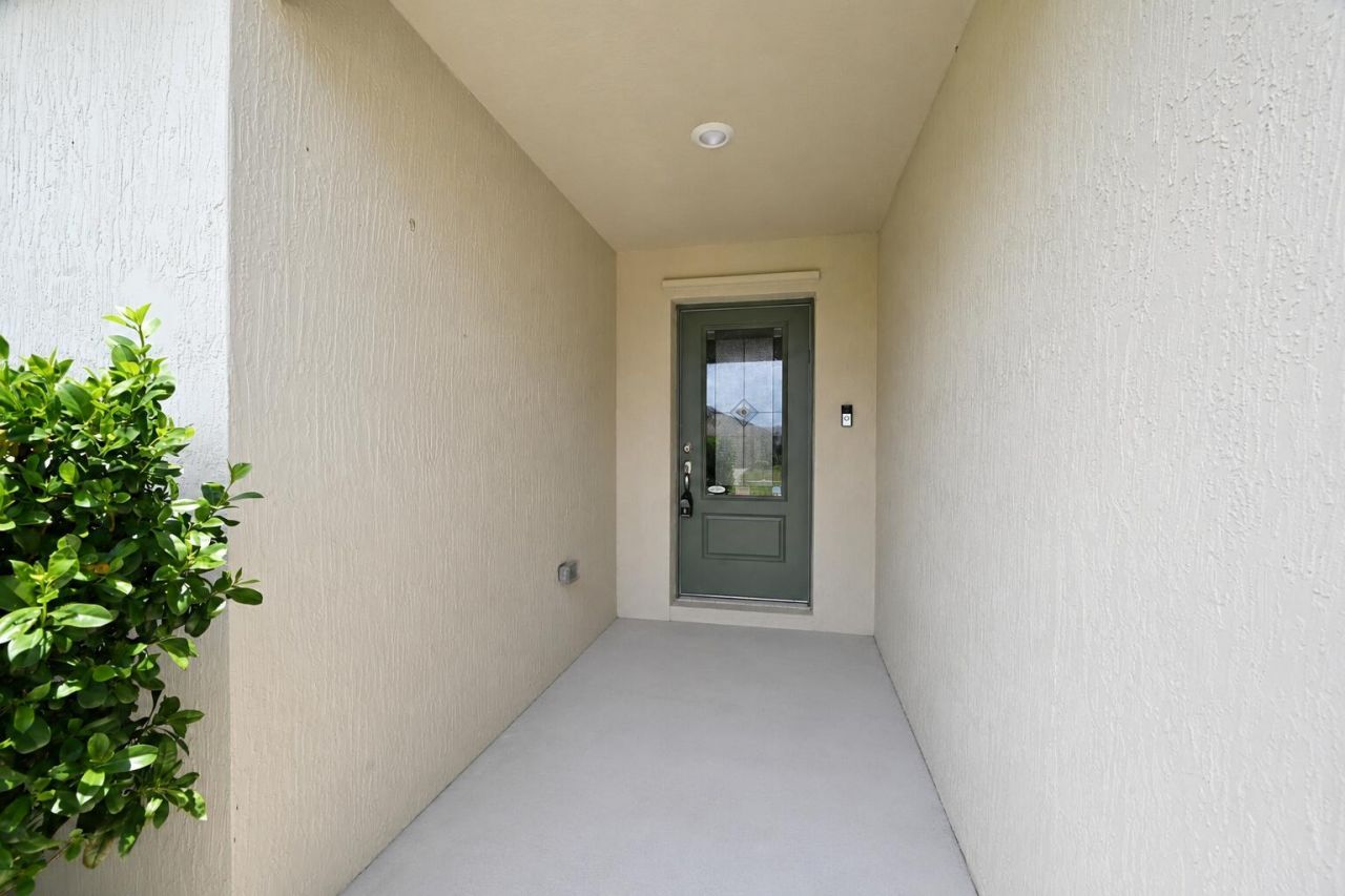 5318 Imagination Drive, Fort Pierce, FL 34947 Photo