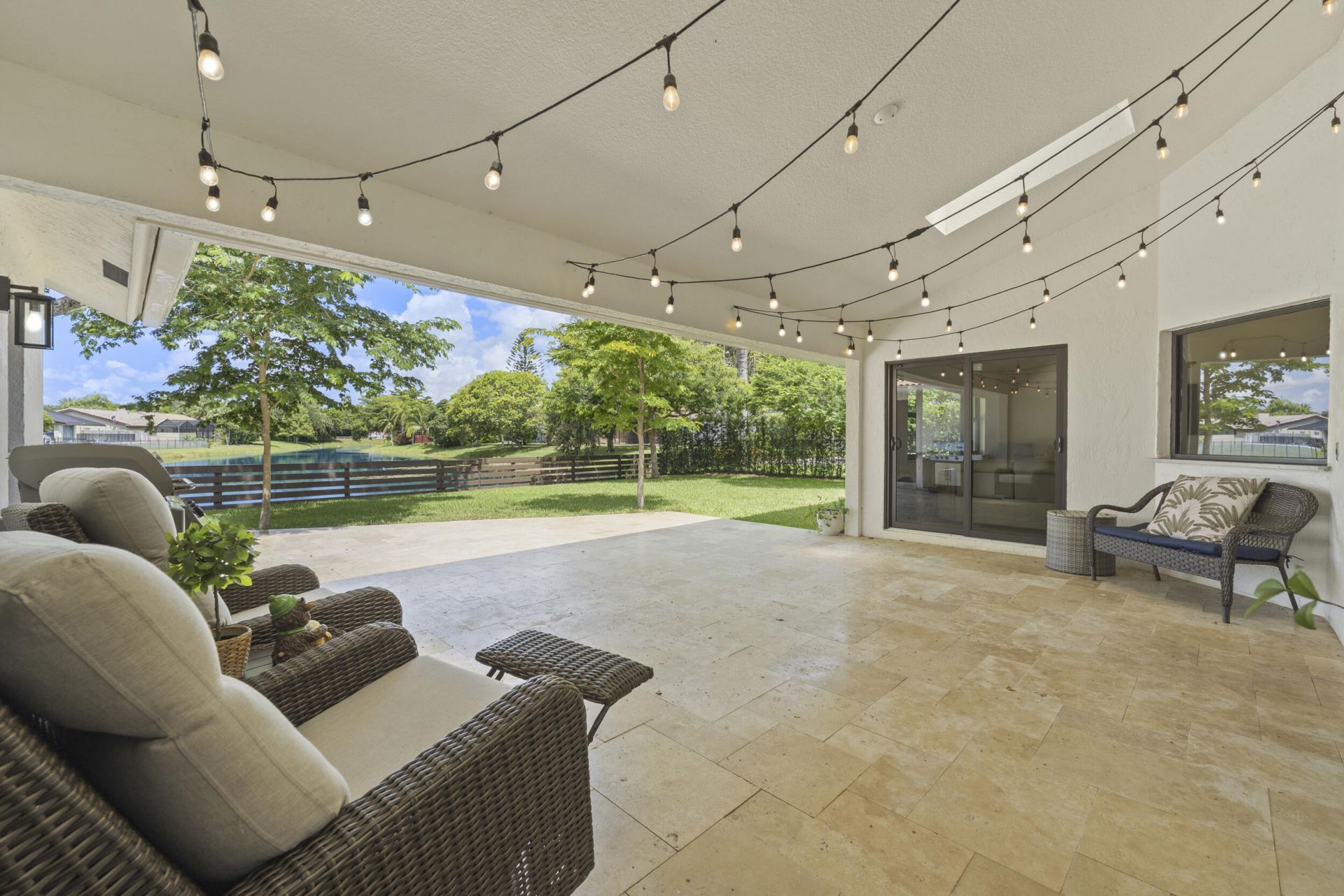 546 NW 105th Drive, Coral Springs, FL 33071 Photo