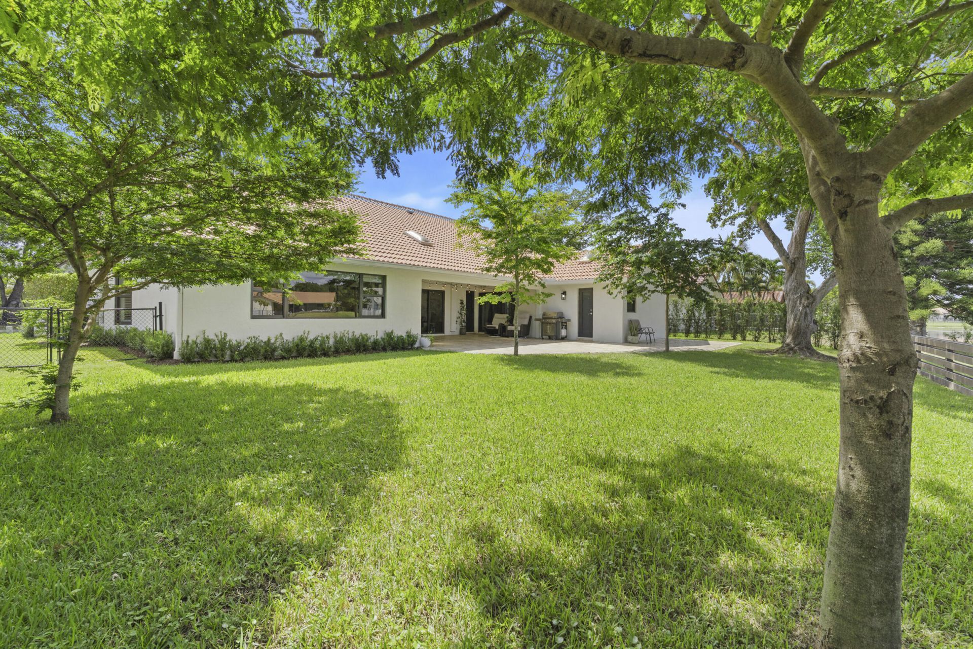 546 NW 105th Drive, Coral Springs, FL 33071 Photo