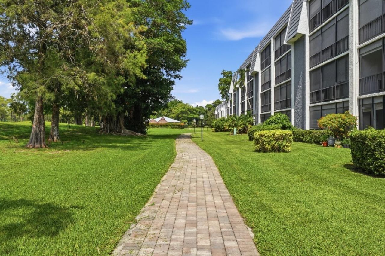 6100 NW 44th Street, Unit 104, Lauderhill, FL 33319 Photo