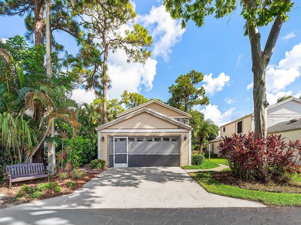 5601 Berry Blossom Way W, West Palm Beach, FL 33415