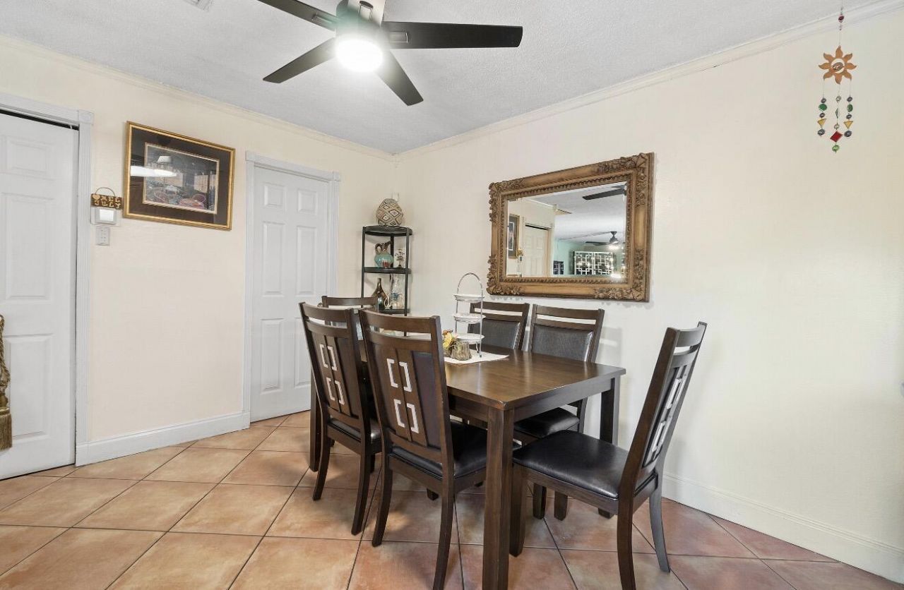 245 Woodland Road, Palm Springs, FL 33461 Photo