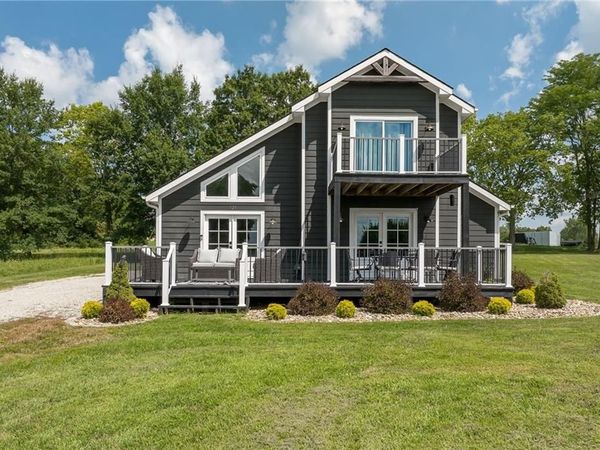 921 Lake Viking Terrace, Altamont, MO 64640