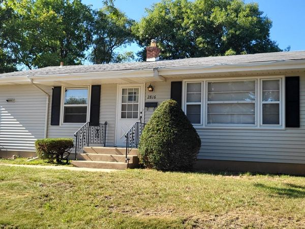 2816 Pleasant View Avenue , Rockford, IL 61108
