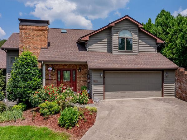 223 Willowbend Court, Kingsport, TN 37660