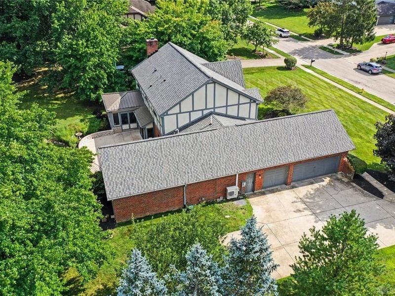 9570 Meadow Woods Lane, Washington Township, OH 45458 Photo 11