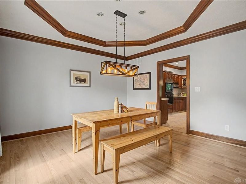 9570 Meadow Woods Lane, Washington Township, OH 45458 Photo 16