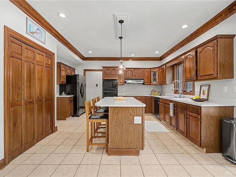 9570 Meadow Woods Lane, Washington Township, OH 45458 Photo 32