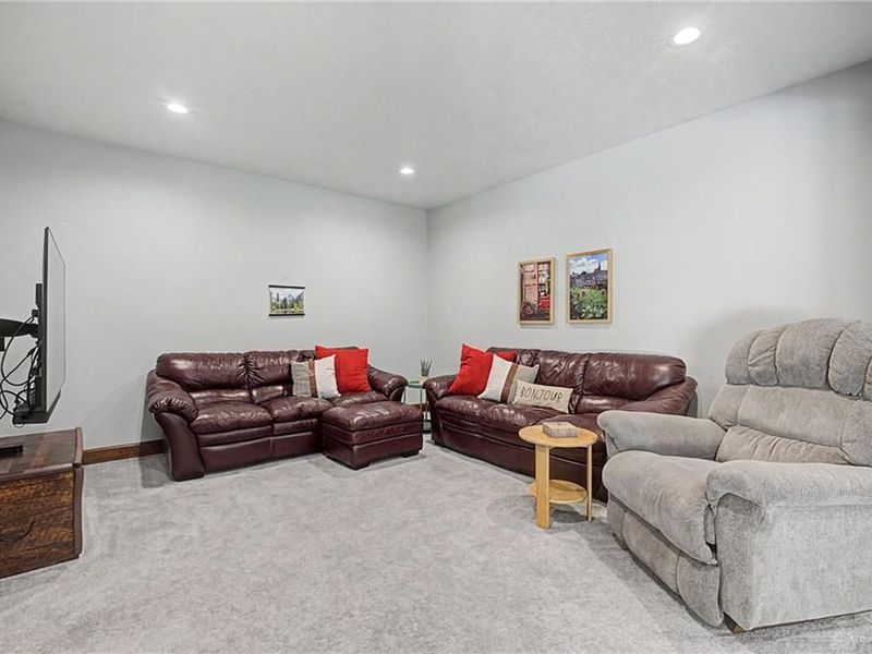 9570 Meadow Woods Lane, Washington Township, OH 45458 Photo 39