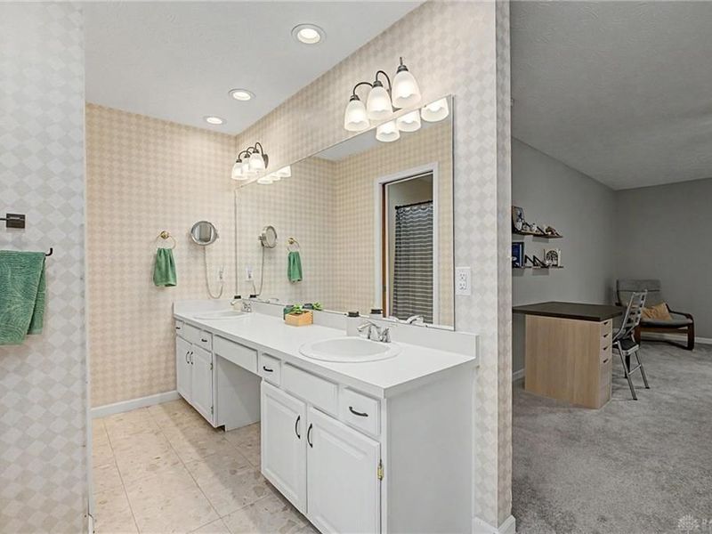 9570 Meadow Woods Lane, Washington Township, OH 45458 Photo 50