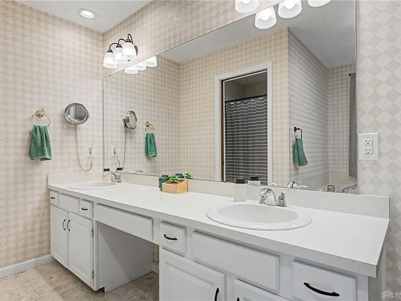 9570 Meadow Woods Lane, Washington Township, OH 45458 Photo 51