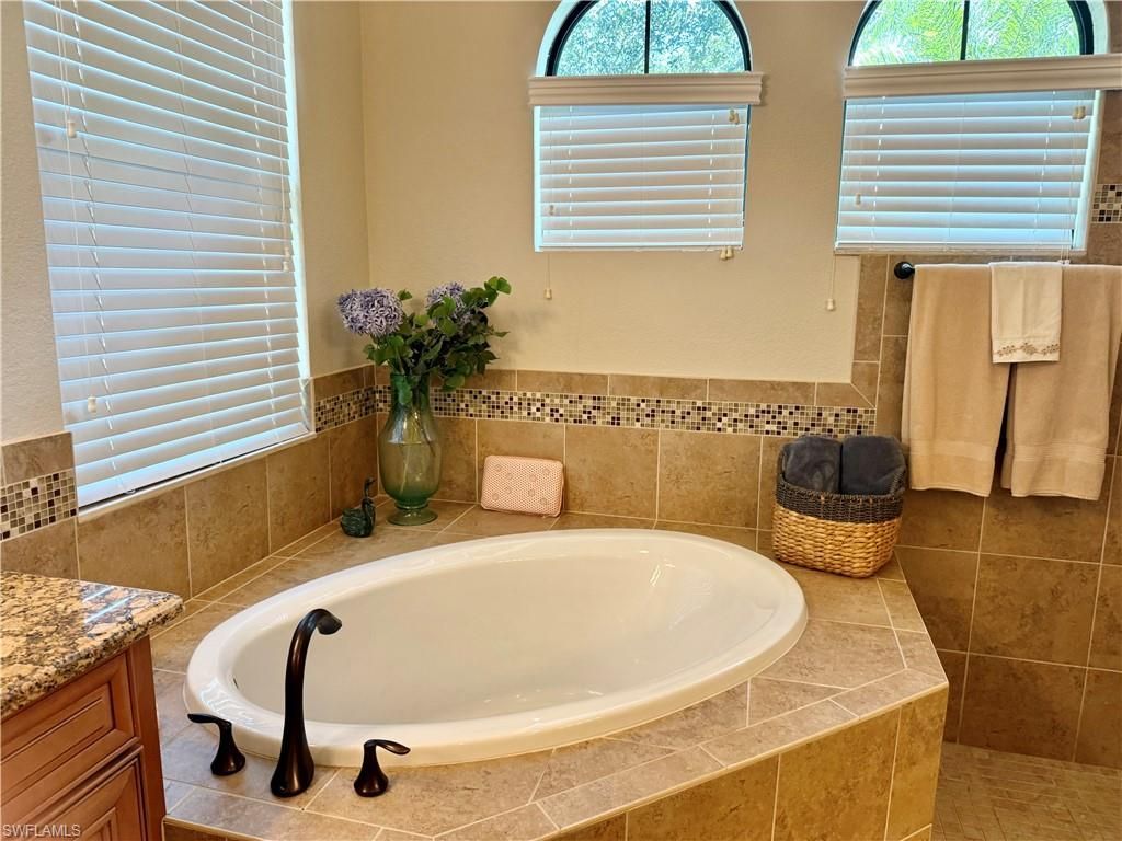 9594 Firenze Cir, Naples, FL 34113 Photo