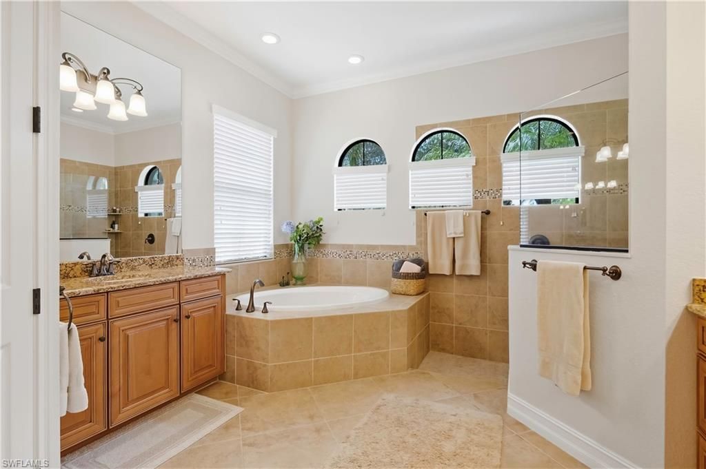 9594 Firenze Cir, Naples, FL 34113 Photo