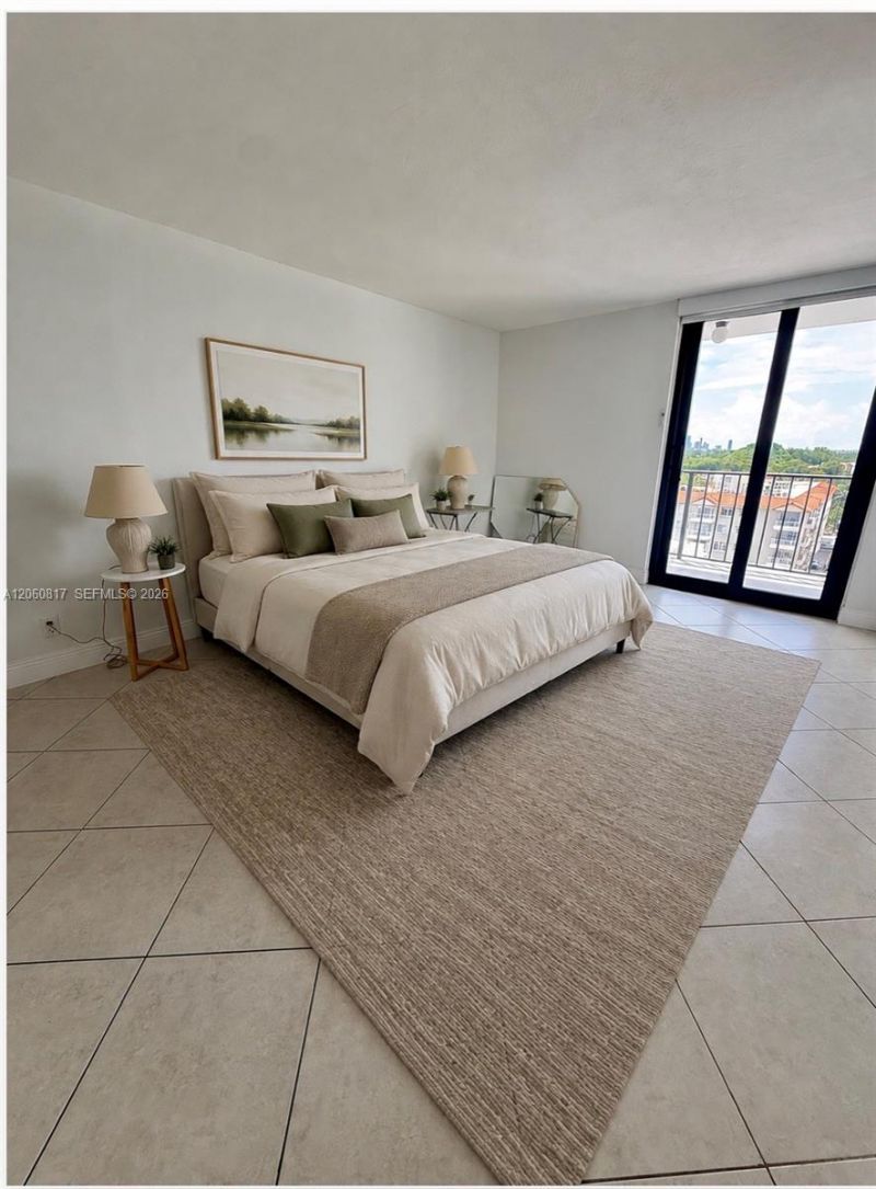 2625 Collins Ave, Unit 810, Miami Beach, FL 33140 Photo