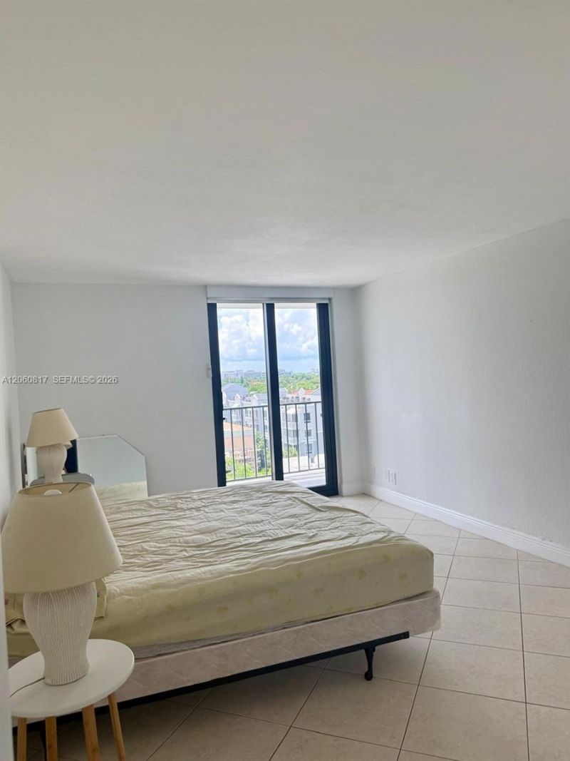2625 Collins Ave, Unit 810, Miami Beach, FL 33140 Photo