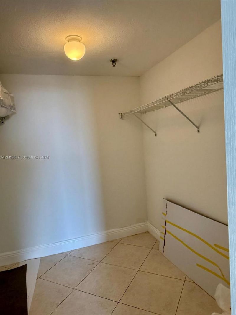2625 Collins Ave, Unit 810, Miami Beach, FL 33140 Photo
