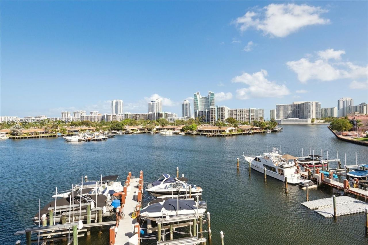 300 Three Islands Blvd, Unit 603, Hallandale Beach, FL 33009 Photo