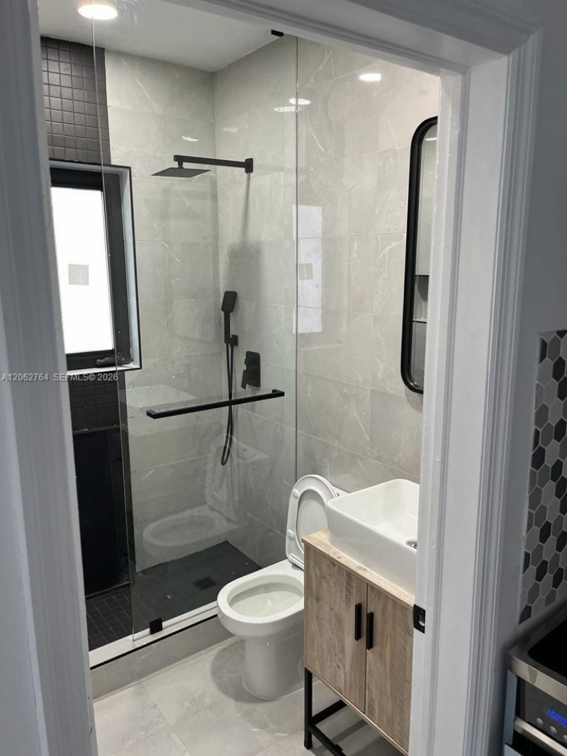 7128 Indian Creek Dr, Unit 8, Miami Beach, FL 33141 Photo