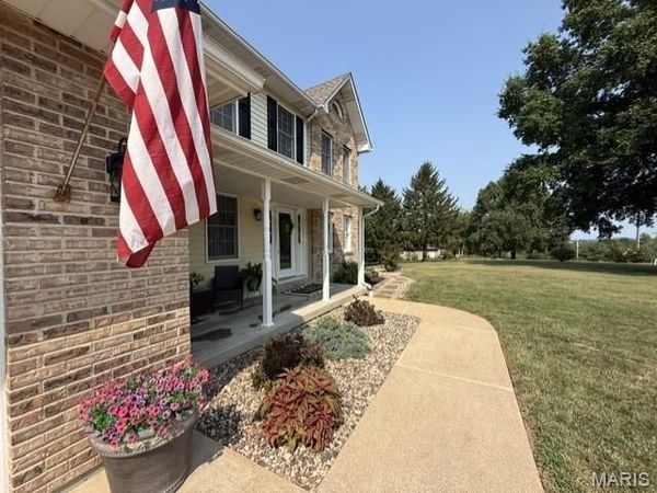 859 Scenic Ridge Drive , Washington, MO 63090