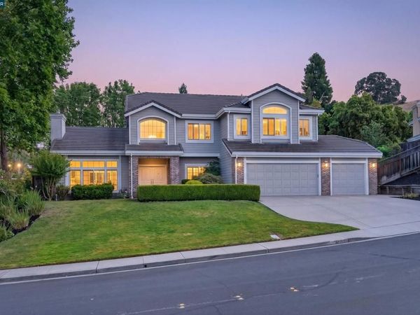 81 Monza Ct, Danville, CA 94526