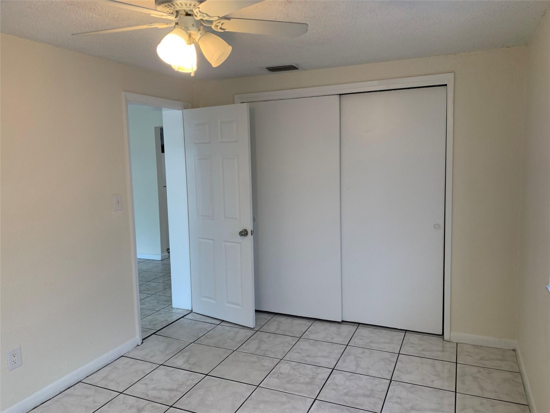 2911 NW 7th Street, Pompano Beach, FL 33069 Photo
