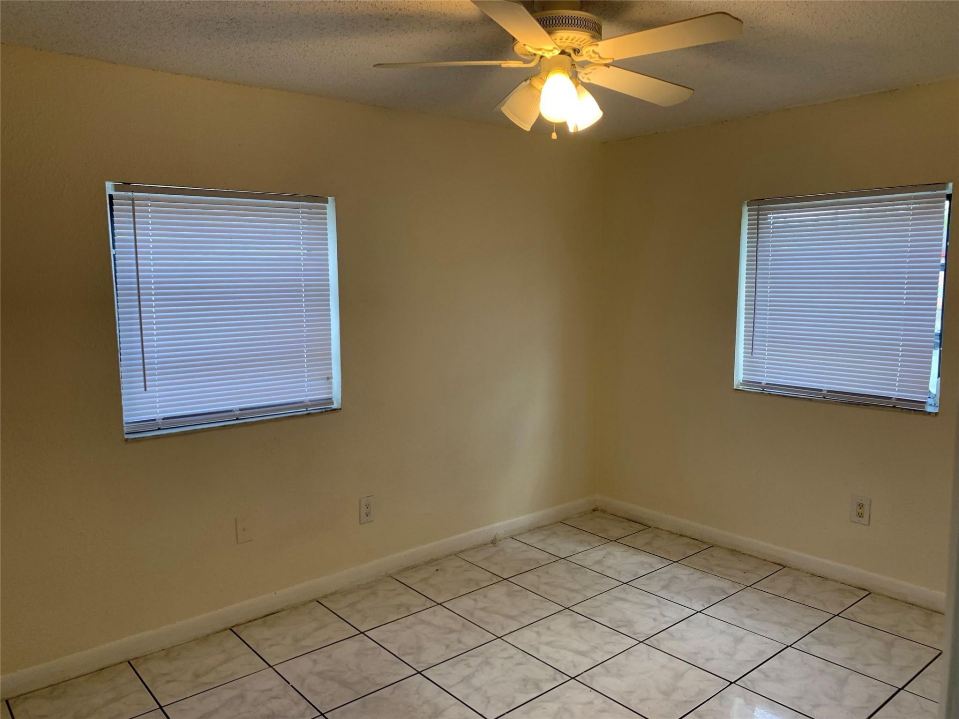 2911 NW 7th Street, Pompano Beach, FL 33069 Photo