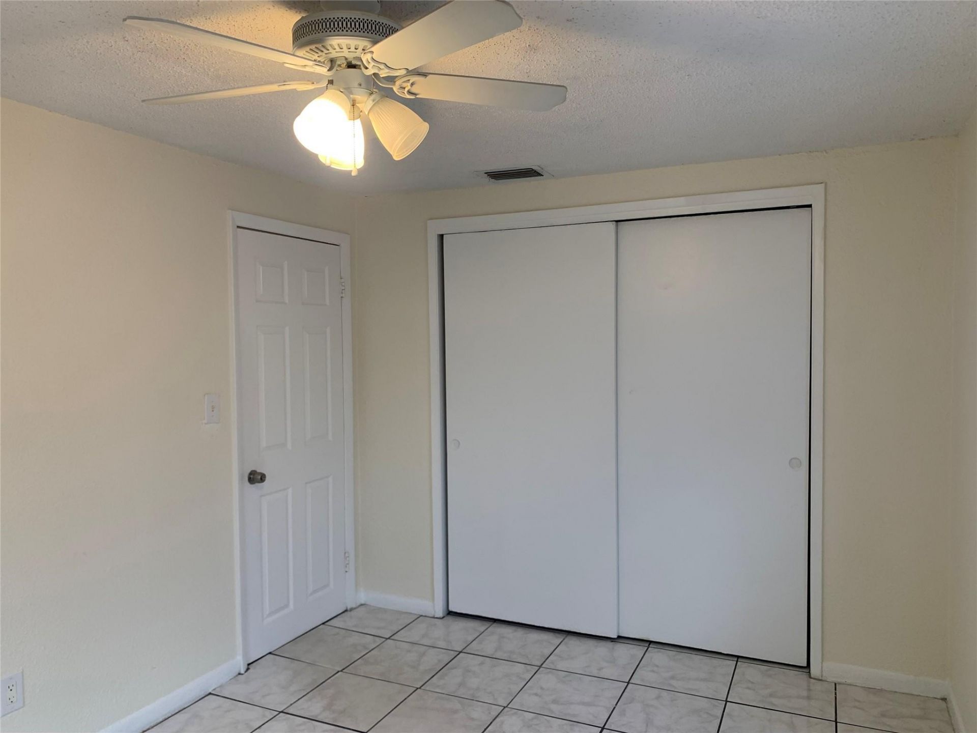 2911 NW 7th Street, Pompano Beach, FL 33069 Photo