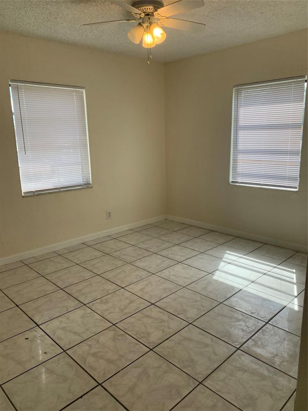 2911 NW 7th Street, Pompano Beach, FL 33069 Photo