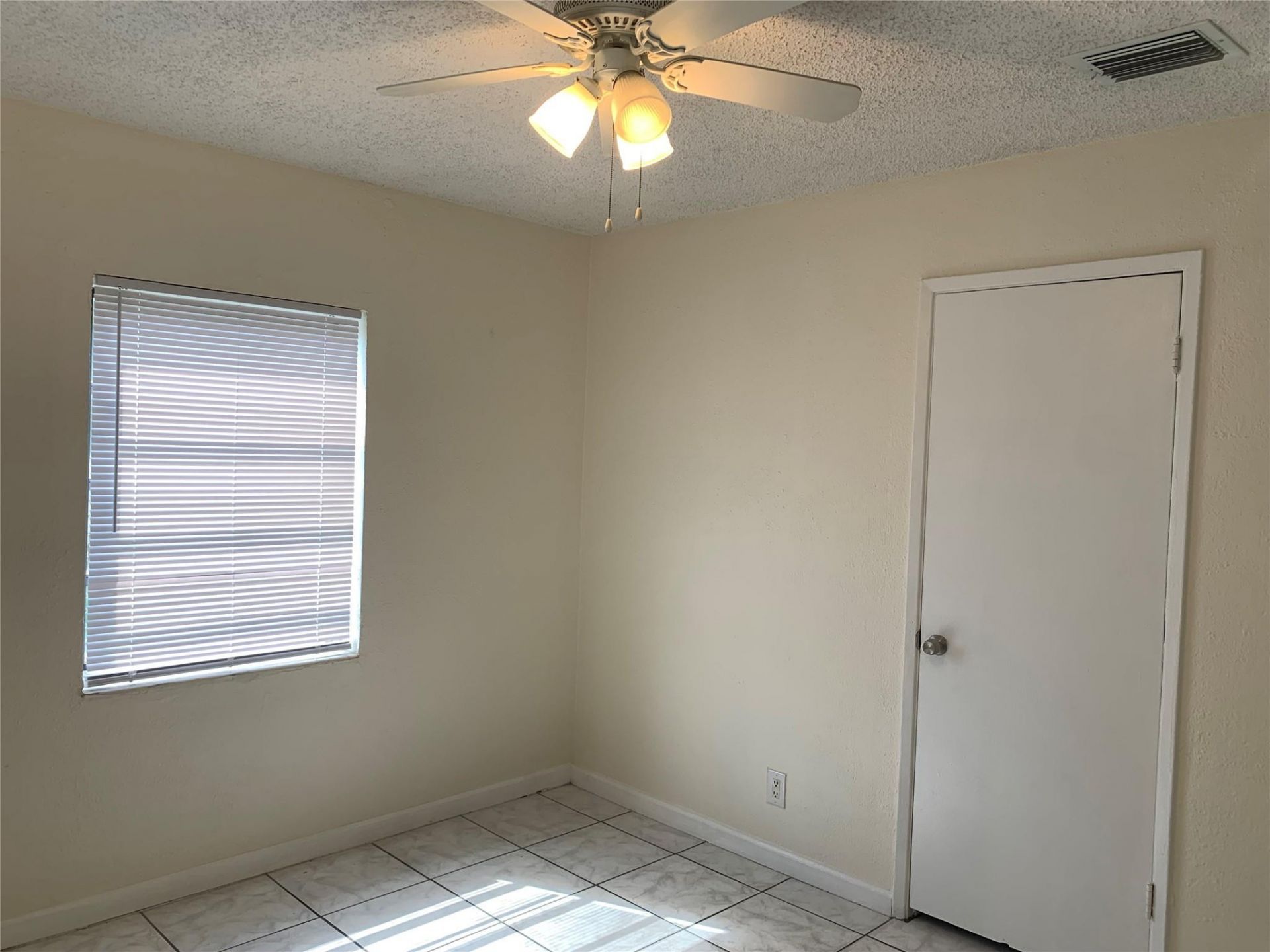 2911 NW 7th Street, Pompano Beach, FL 33069 Photo