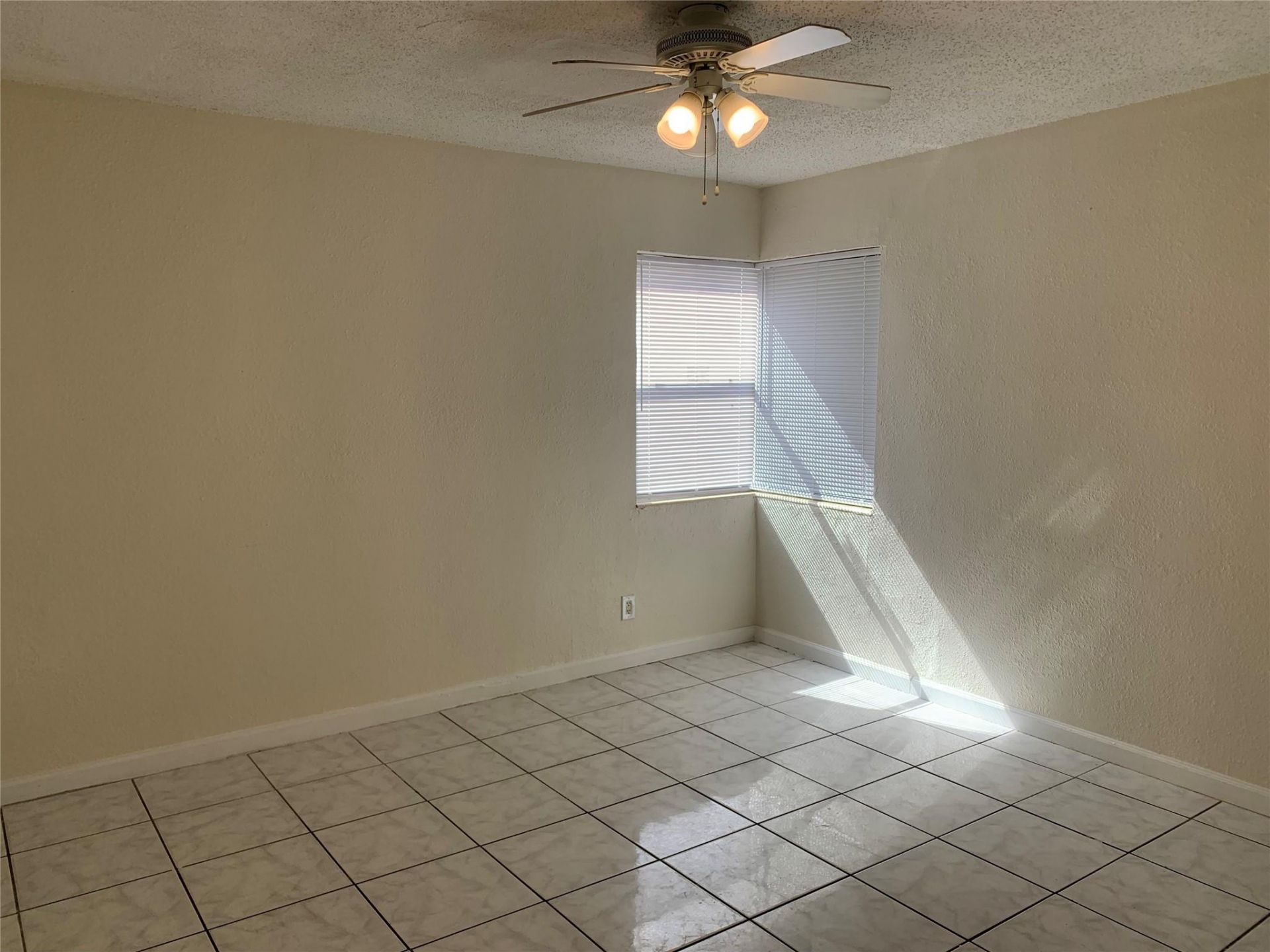 2911 NW 7th Street, Pompano Beach, FL 33069 Photo