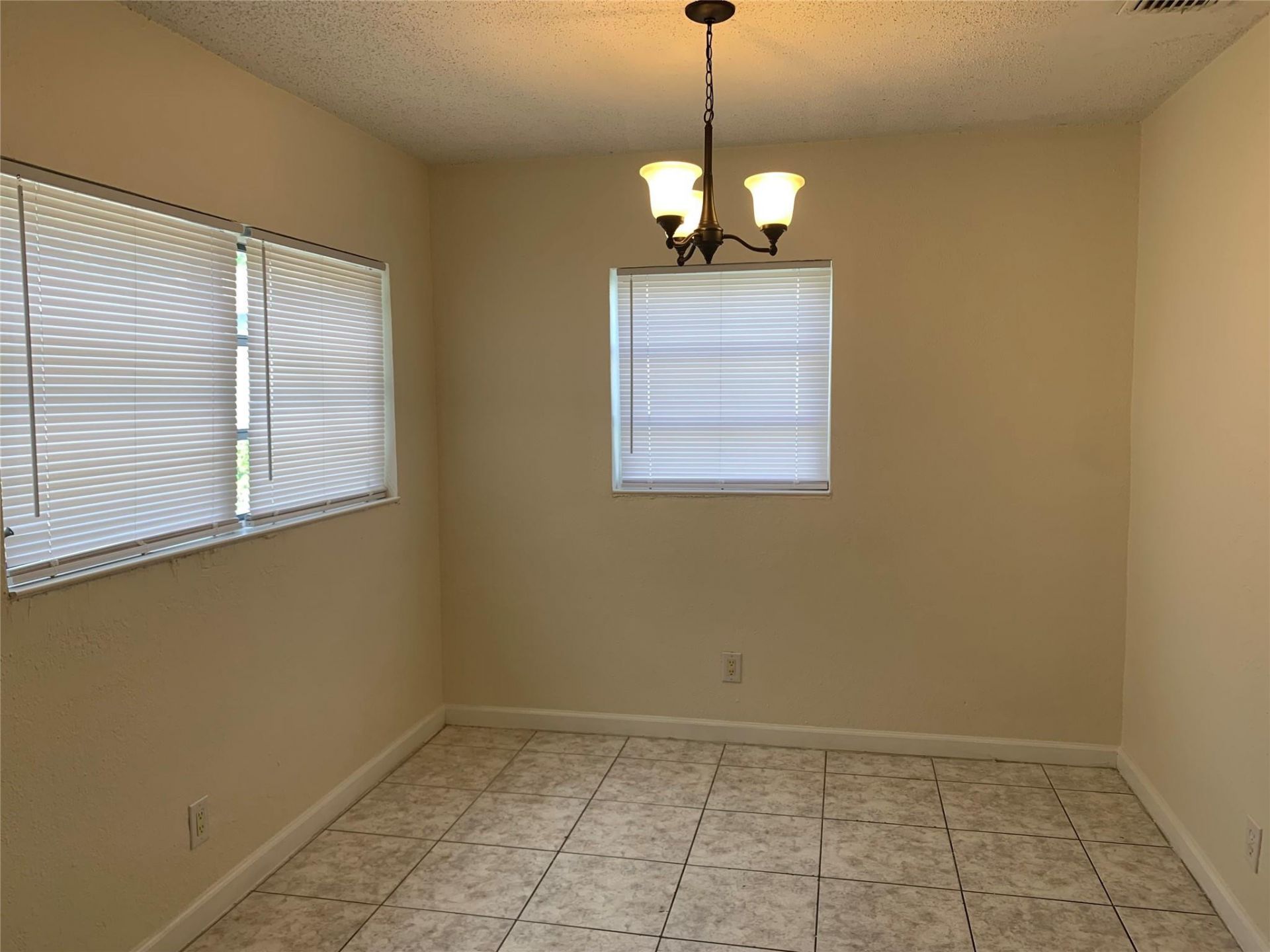 2911 NW 7th Street, Pompano Beach, FL 33069 Photo