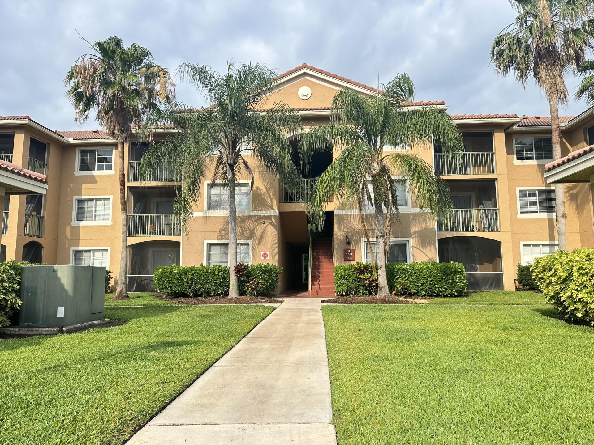 3738 NW Adriatic Lane, Unit 208, Jensen Beach, FL 34957 Photo