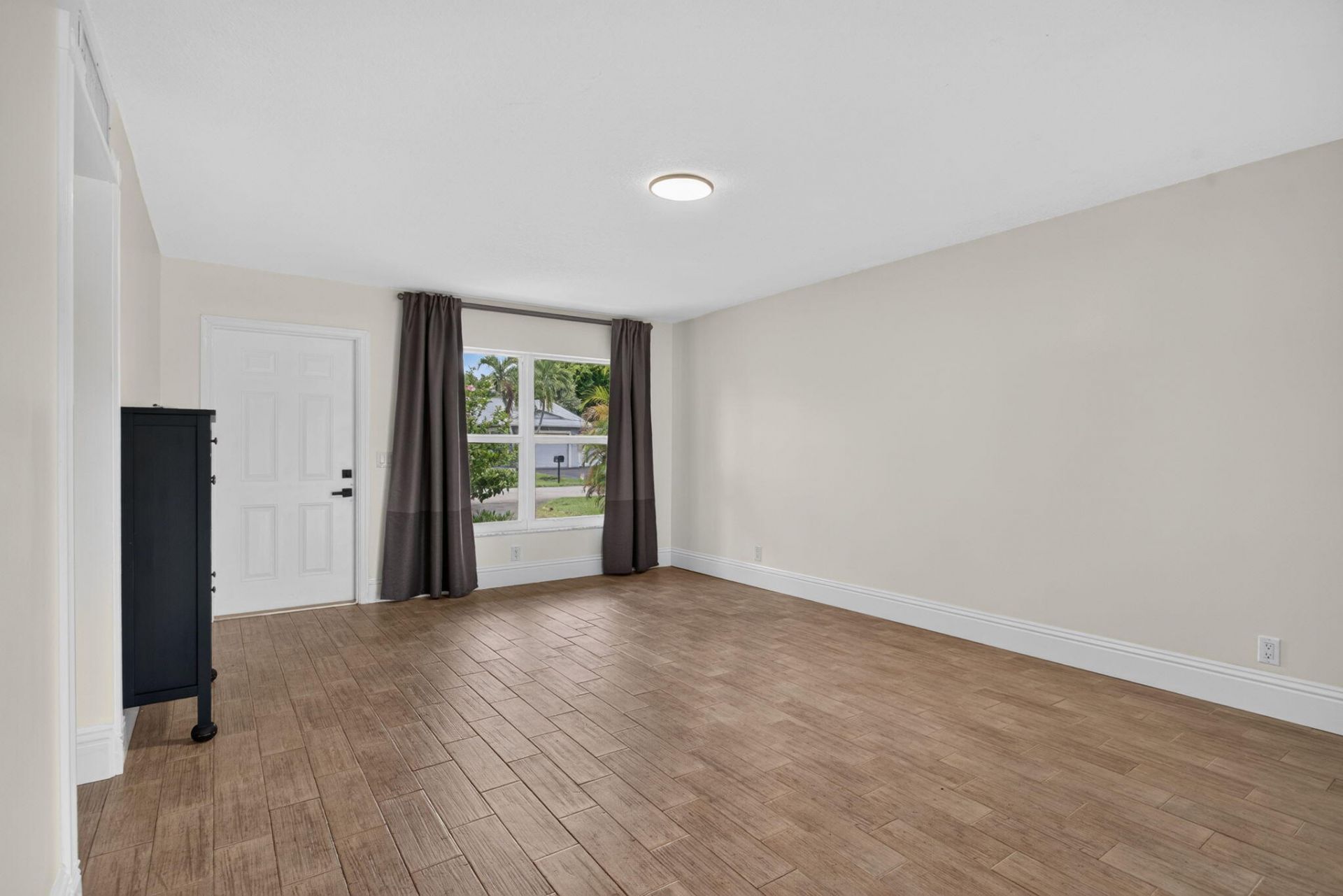 6410 NW 34th Avenue, Fort Lauderdale, FL 33309 Photo