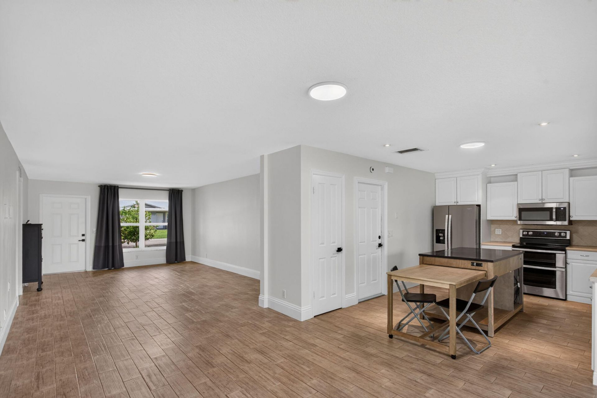 6410 NW 34th Avenue, Fort Lauderdale, FL 33309 Photo