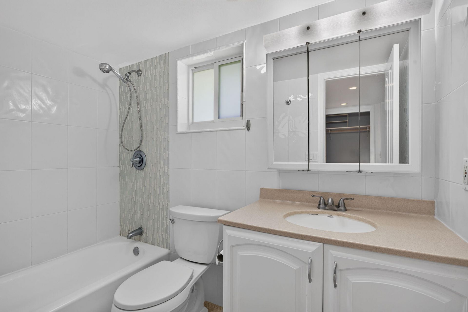 6410 NW 34th Avenue, Fort Lauderdale, FL 33309 Photo